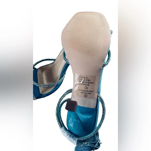 CHASE AND CHLOE.  Rhinestone Ankle
Strap Sandal size 8 blue - Picture 3 of 7